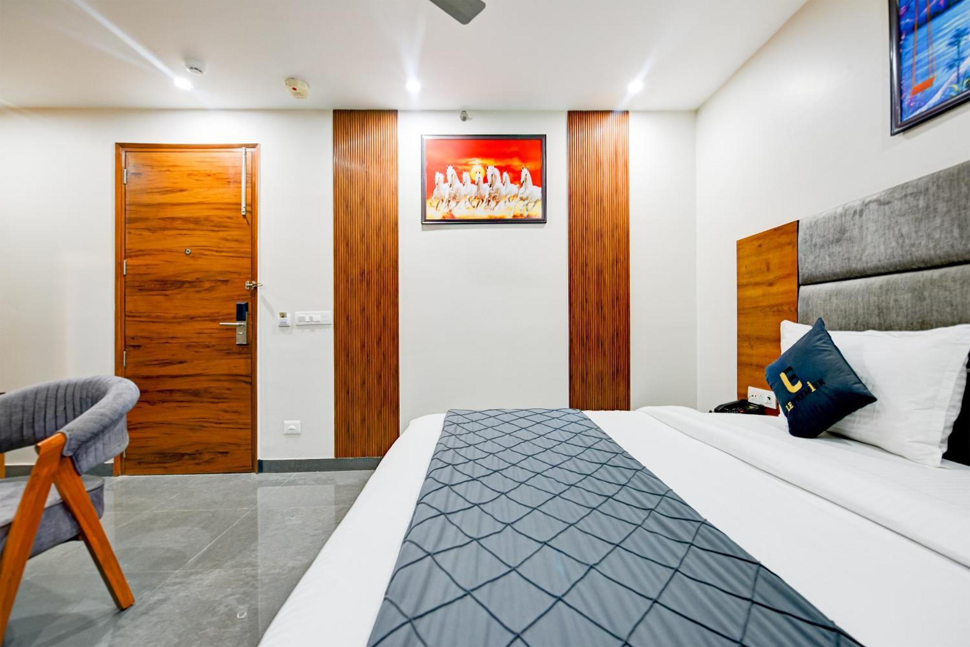 Airport Le Premier, New Delhi Hotel Exterior foto